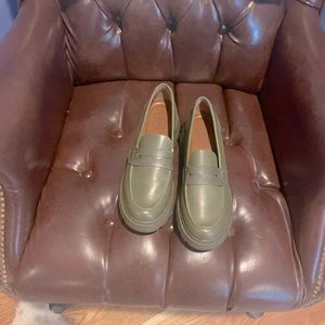 NWOB Franco Sarto Forest Green Leather Loafers